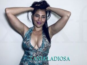 TANIA_LADIOSA