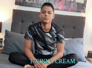 TWINKY_CREAM