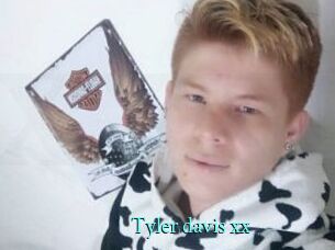 Tyler_davis_xx