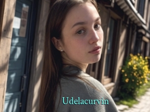 Udelacurvin
