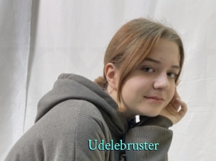 Udelebruster