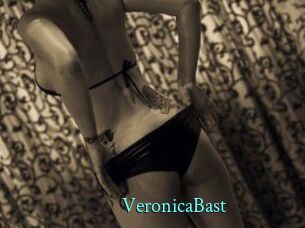 VeronicaBast_